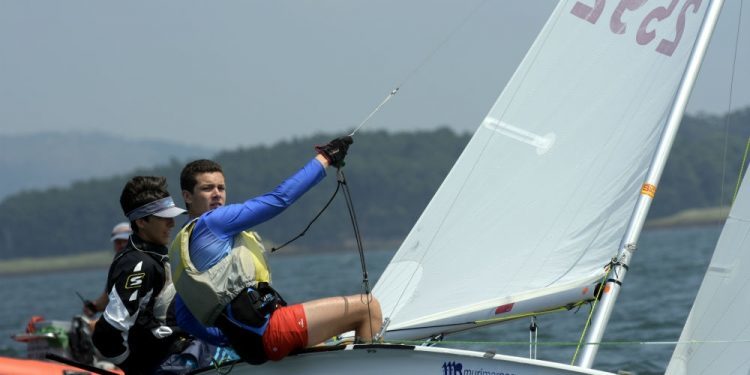 Vigo y Sanxenxo continúan firmes al mando de la Semana Galega da Vela