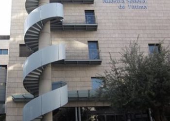 Dos heridos en la A-52 tras un accidente entre dos coches y dos motos