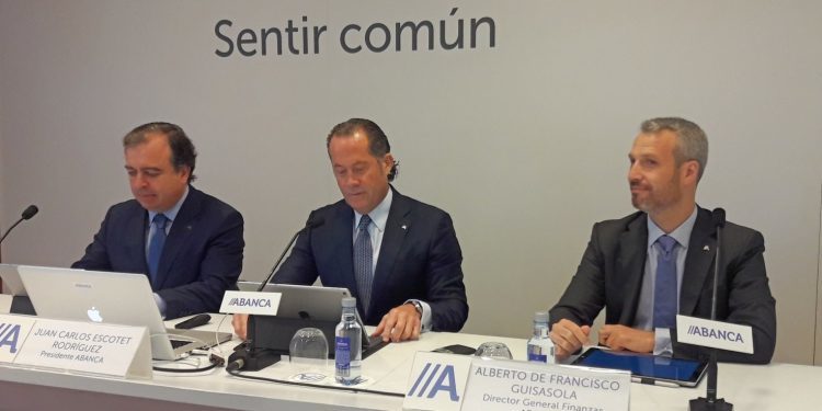 Abanca obtiene un beneficio neto de 247 millones en el primer semestre