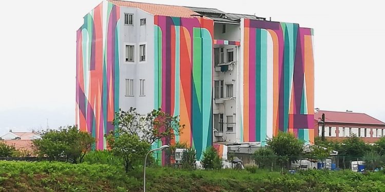 El programa ‘Vigo, ciudad de color’ termina de pintar 15 nuevos murales