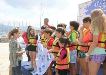 La olímpica Theresa Zabell transmite su pasión por el mar a los alumnos del Monte Real