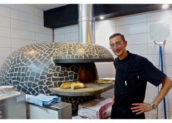 Pizzería Peperoncino 42