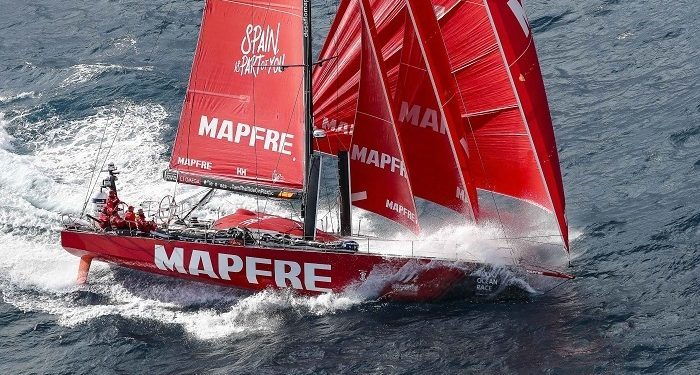 El «Mapfre» recibirá uno de los Premios Nacionales de Vela en Baiona
