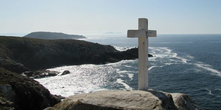 As Illas Ons xa están masificadas por desvío de visitantes de Cíes