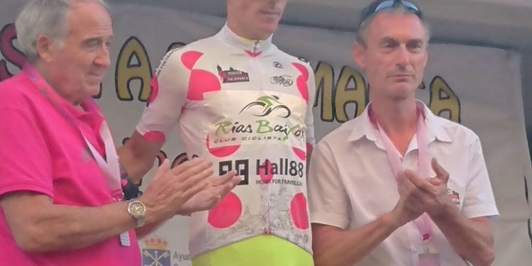 El Club Ciclista Rías Baixas dominó la montaña en Salamanca