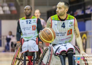 El Amfiv renueva a Vilas y Envó y trata de convencer a Comesaña para que siga un año más