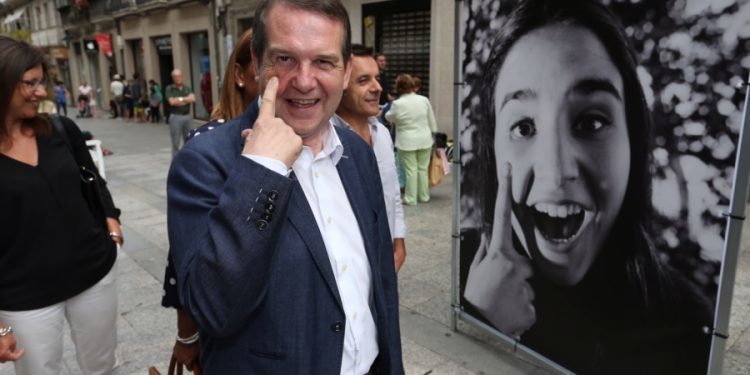 Caballero celebrará su cumple en Castrelos pero no desvela su edad: «Cumplooooo… años»