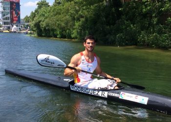 El vigués Roi Rodriguez inicia su desafío mundialista