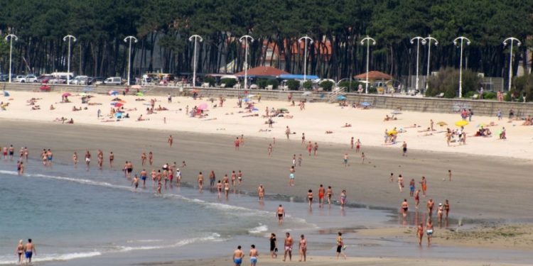 Caballero retoma con la ministra Ribera el proyecto de la ampliación de Samil