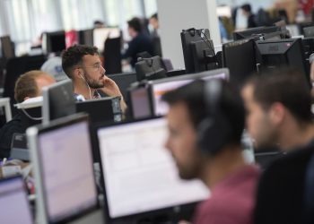 Una empresa viguesa enseña en la OTAN su tecnología de análisis de vídeo para vigilancia