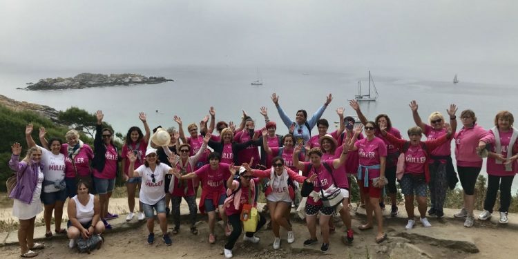 Unha xuntanza nas Illas Cíes contra a violencia de xénero