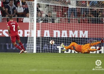 Hugo Mallo: «Nos viene bien perder para saber de donde venimos»