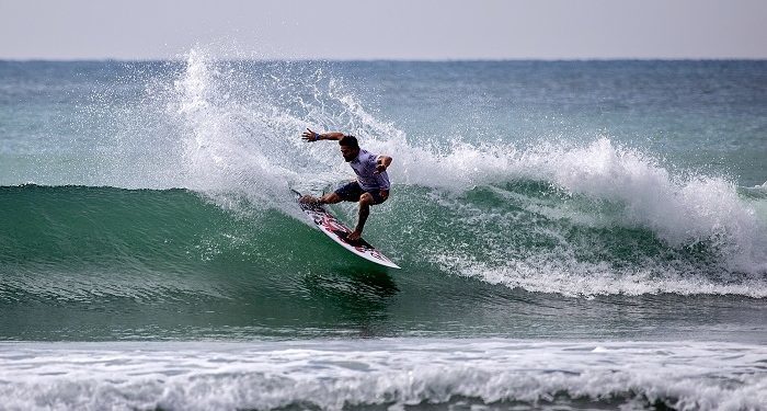Gony Zubizarreta hace historia y gana el Mundial de Surf para España