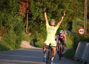 Angulo sigue coleccionando triunfos para el Club Ciclista Rías Baixas