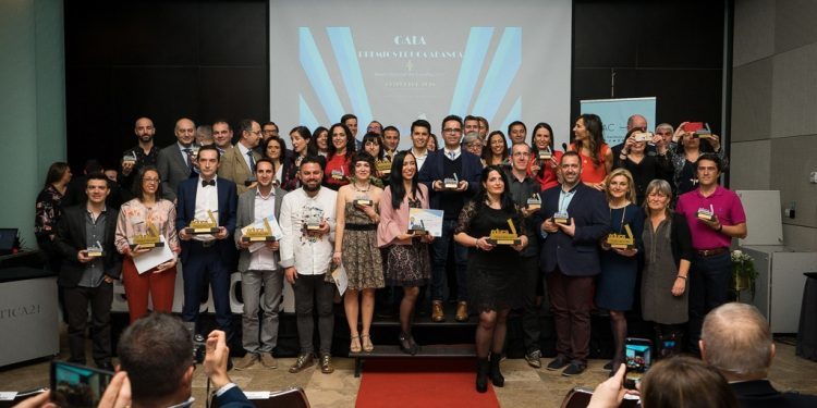 Dos profesoras de Primaria de Vigo, nominadas a mejor docente del año en España