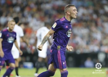 La cabeza de Aspas rescata un punto en Mestalla