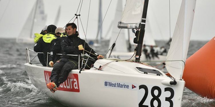 El vigués Bugallo y su «Marnatura», a un paso del título mundial de J70