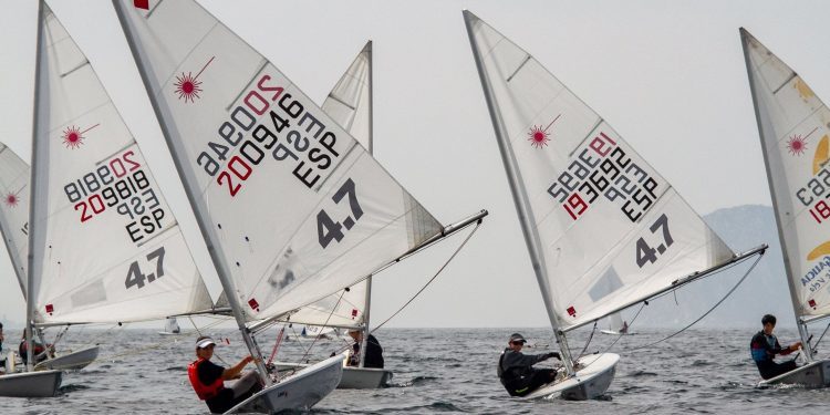 Las promesas de la vela brillaron en las Coca Cola Series de la Semana Abanca