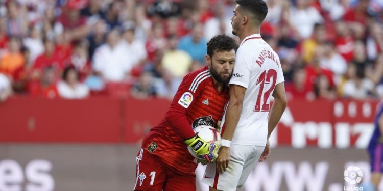 El Celta agudiza su crisis y Mohamed sale tocado del Pizjuán