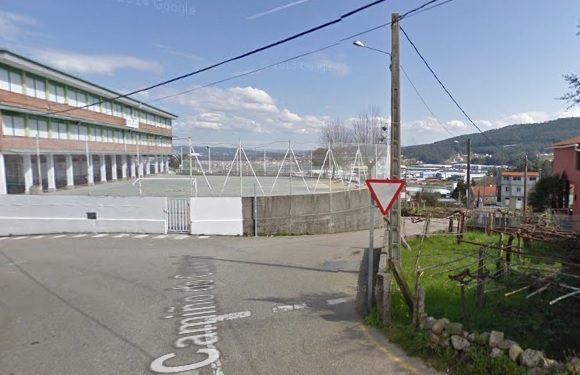 Una niña, trasladada al Cunqueiro tras ser atropellada por un bus escolar en Vigo