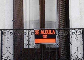 Caballero avala congelar los alquileres si suben de forma “desmesurada”