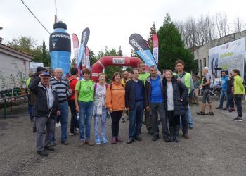 Vigo se echó al monte para recordar los incendios de hace un año