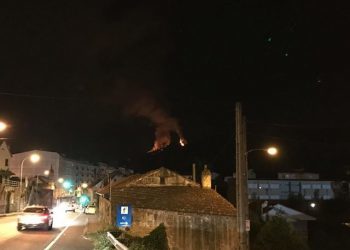 Declarado un incendio forestal en Redondela