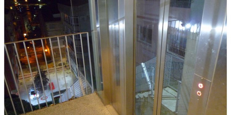 Las averías del ascensor de Camelias