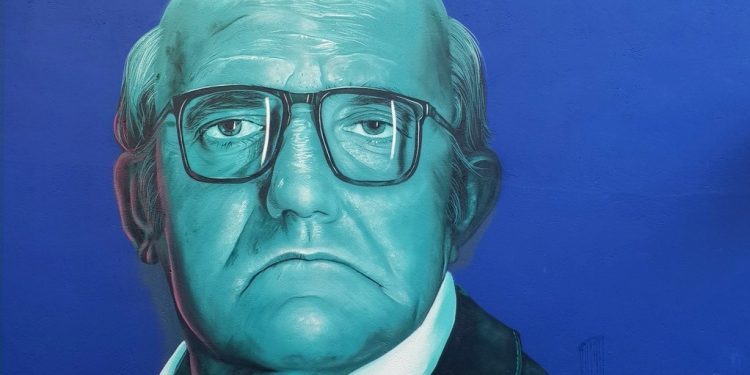 ‘Meu pai’: Morris ya tiene su homenaje en las paredes de Vigo