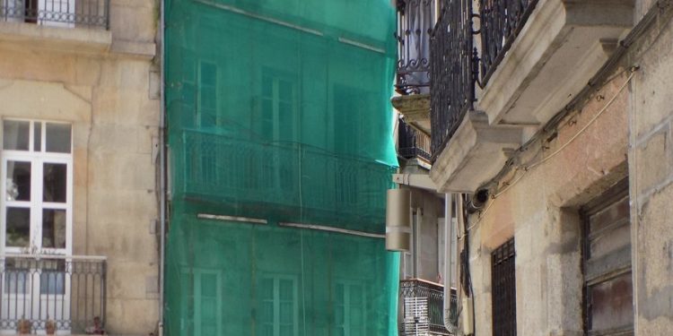 Visto bueno del Consorcio Casco Vello a la rehabilitación del edificio Cruz Verde 12