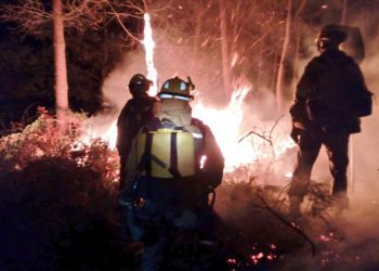 Desalojo de viviendas y denuncias en Mondariz: «Ni un hidroavión en toda la tarde»