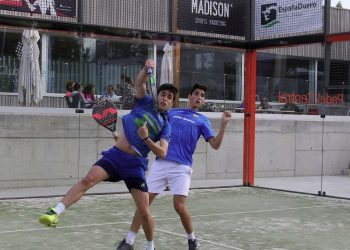 Las 3 mejores zapatillas Adidas para jugar al pádel