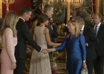 Efectivamente. Sánchez sí siguió instrucciones de Zarzuela