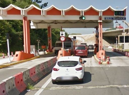 Fomento se remite al “estudio global” de la AP-9 antes de eliminar el peaje a Redondela