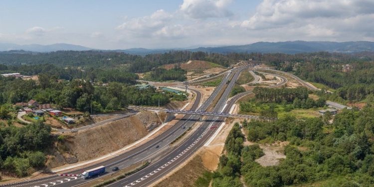 Ponteareas alerta a Fomento da “falta de seguridade peoníl” no enlace de Puzo na A-52