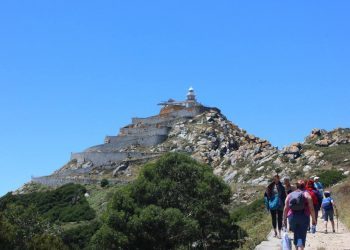 La reconversión del faro de Cíes en hotel, un paso más cerca