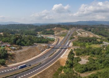 Fomento pone en servicio la remodelación del enlace de Puzo en la A-52