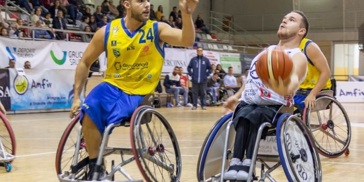 El Iberconsa Amfiv mejora en ataque y en defensa y se reencuentra con la victoria