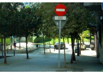 No es lugar para aparcar