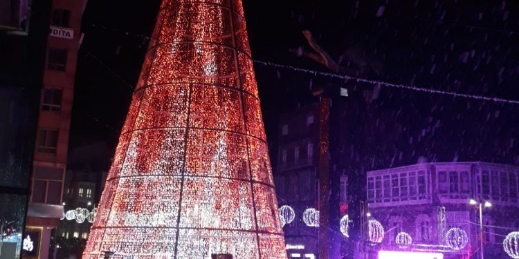 El despliegue policial persuadió a un segundo dron en el encendido del alumbrado de Vigo