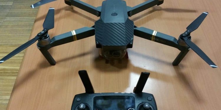 Denunciado por grabar el encendido del alumbrado navideño con un dron