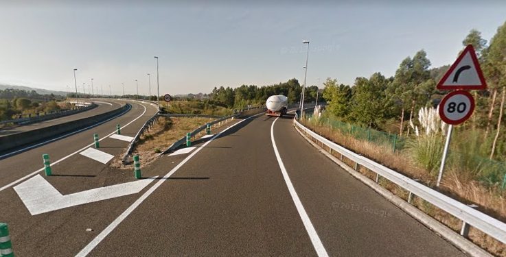 Seis heridos en la AP-9 tras precipitarse una furgoneta por un viaducto en Tui