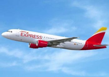 Iberia Express ampliará la oferta de vuelos a Tenerife en verano