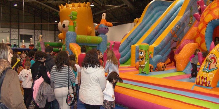 Vigolandia volve ao Ifevi cun inchable de 140 metros e moitas actividades infantís