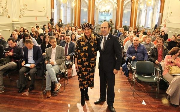 Silva propón estratexias conxuntas entre deputacións e Xunta para turismo