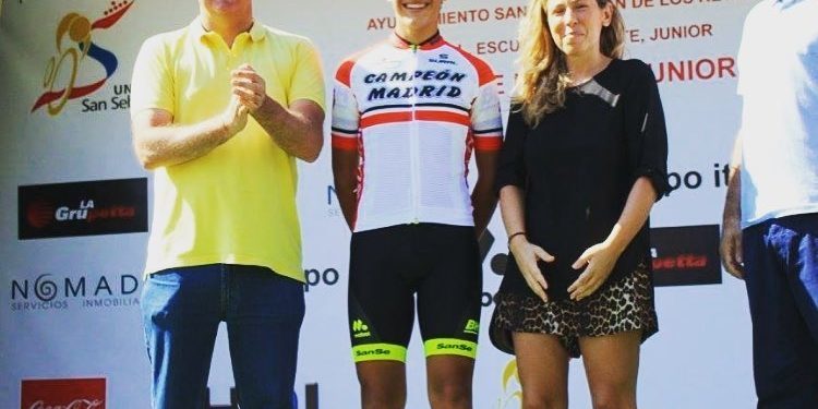 De Rozas y Ochando dan el salto con el Club Ciclista Rías Baixas