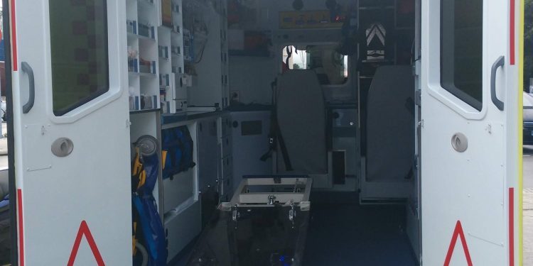 Una menor de 15 años, hospitalizada por una intoxicación etílica en Vigo