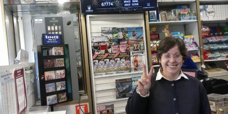 El tercer premio deja 250.000 euros en Vigo