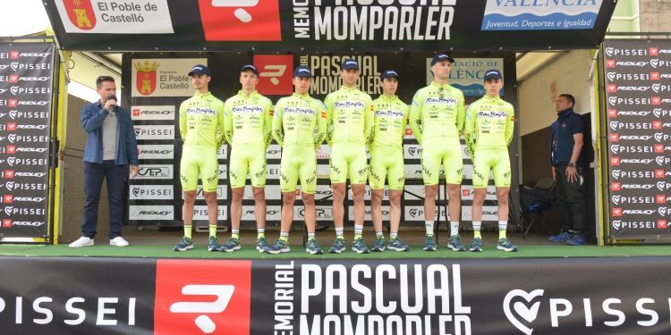 El Club Ciclista Rías Baixas se gana su plaza de equipo oficial para la Copa de España