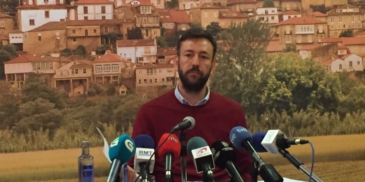 Condenan al alcalde de Tui por amenazar al director deportivo del Kayak Tudense